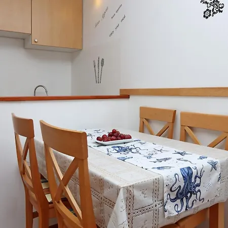 Appartement By The Sea Selce, Crikvenica - 18195